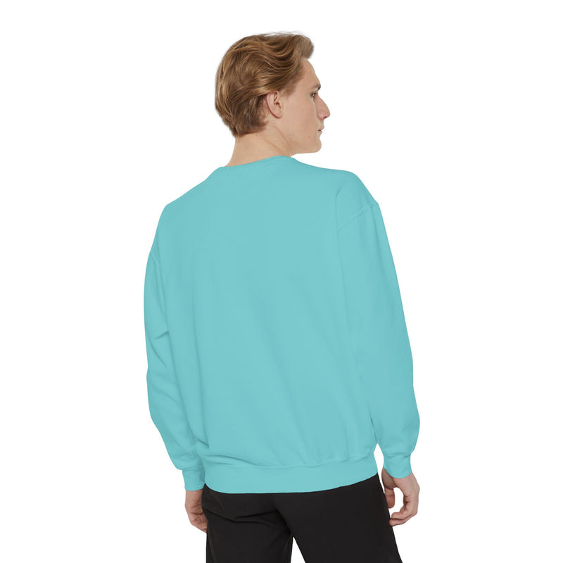 Unisex Garment-Dyed Sweatshirt with Bold Print - Perfect for Casual Wear and Workouts